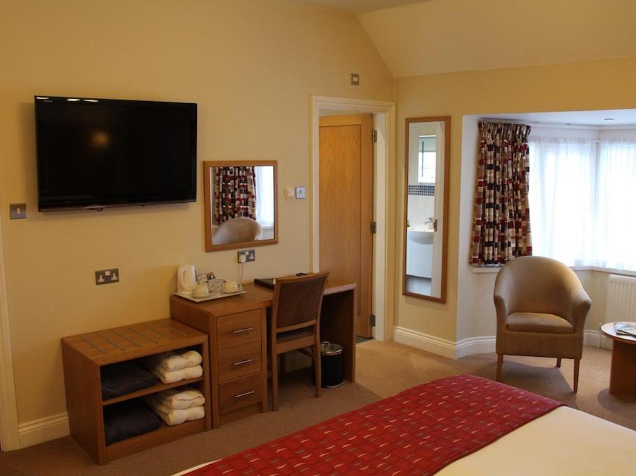 Clover Spa And Hotel Birmingham Room photo